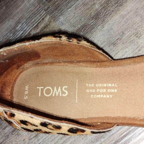 Toms Womens Brown suede and calf hair Leapord Print flats  Sz 6.5 Rare Find - Picture 6 of 7